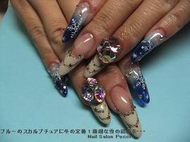 雪の結晶ネイル|Nail Salon Pucci