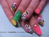 ネオンカラー×落書き風ネイル|Nail Salon Pucci