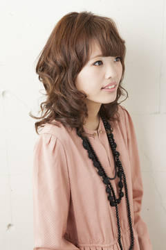 ドーリーカールセミディ|GRID hair