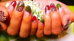 秋色のペイズリー|NAIL GROW