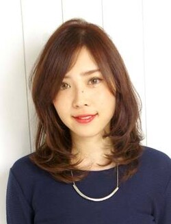 大人のフェザーレイヤー♪|Que・hair