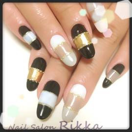 モノトーン×ボーダー|Nail  Salon Rikka