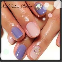 スモーキーカラーでワンカラーネイル