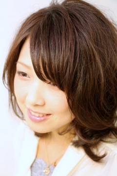 [Le`vie]Ｂｏｕｎｃｙミディ|Hair Lounge Le'vie