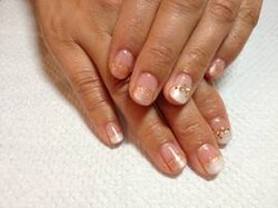 上品フレンチ　★nanana nail|nanana parena宝塚店 nanana nail