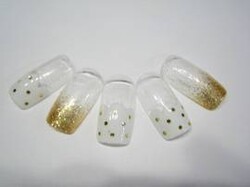 ホワイト&amp;ゴールドモコモコフレンチ