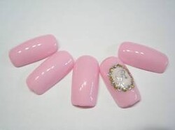 シンプルワンカラー&amp;イニシャルネイル