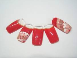 赤フレンチピーコック|新宿 ネイルサロン＆ネイルスクール VIXIA