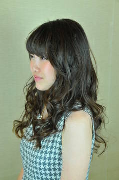 ツヤツヤ弾力カール　ロングレイヤー|hair spa deco