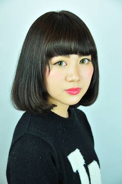 パーマでワンカールさせたふんわりボブ|hair spa deco