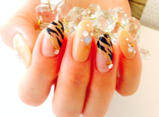 大人なシンプルサファリネイル♪|nail &amp; eyelash　LION