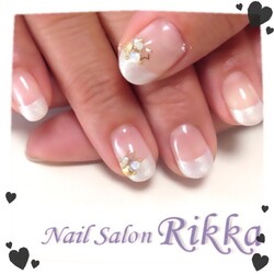 ホワイトラメフレンチネイル|Nail  Salon Rikka