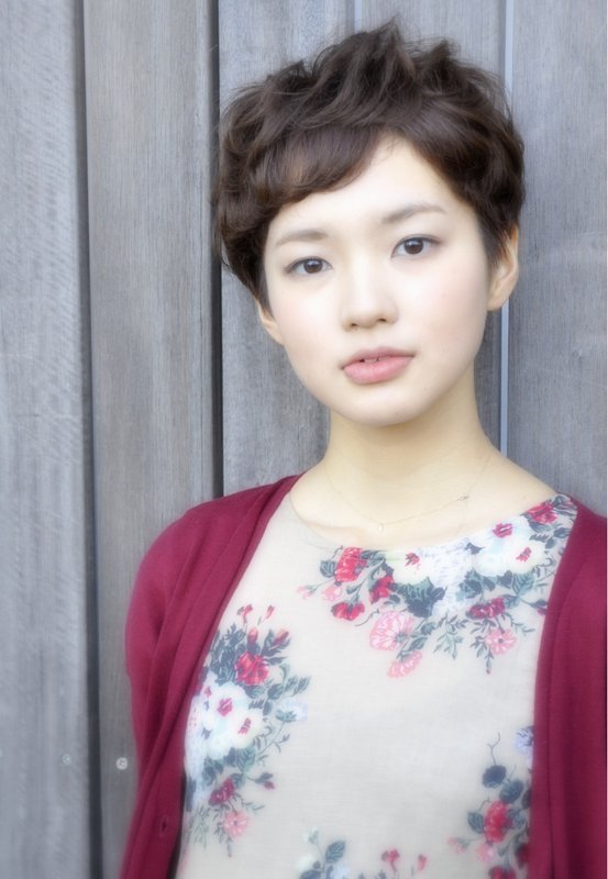 ゆるふわくせ毛風黒髪ショート|HAIR SALON SAVOIA　渋谷