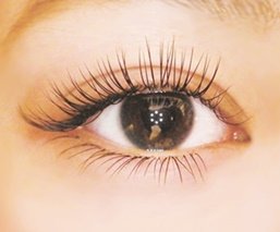 ゴージャスで目力アップ！|eyeplaia