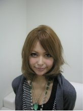 前上がりのミルクティーボブ|MILLENNIUM NEW YORK 調布パルコ店