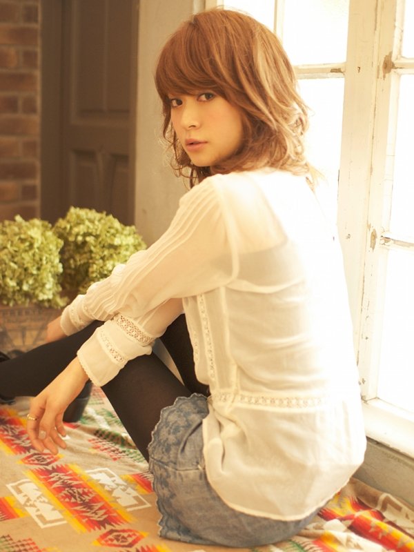 ニュアンスカールが大人可愛い☆ふんわりドーリーヘア|BEKKU hair salon