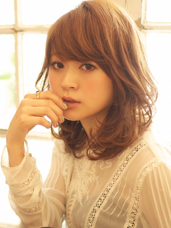 ニュアンスカールが大人可愛い☆ふんわりドーリーヘア|BEKKU hair salon