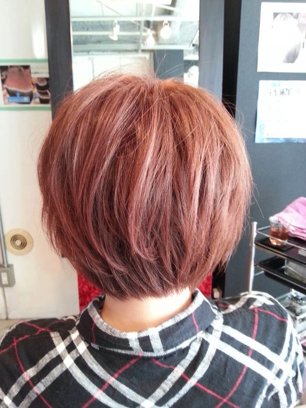 スウィートショートバング|DEUCE Hair Makes