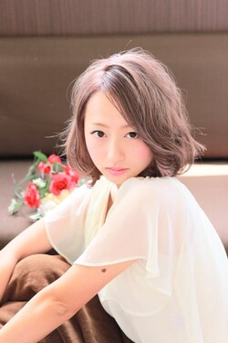 ミルクティーカラー・アッシュボブ