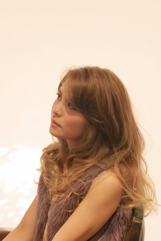 グラマラスエアリーロング|Comb );f D&amp;C