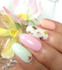 キュートなパステルジェルネイル|fairie&#039;s COLETTE