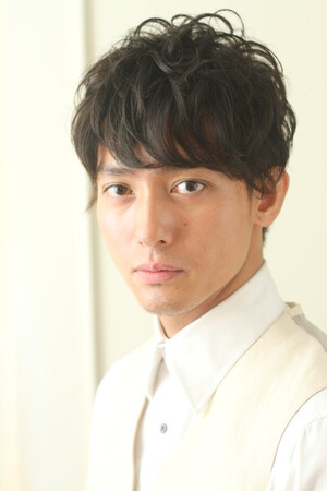 大人の外国人風ショート Roston Hair ロストンヘアー ロストンヘアー 東京都 代官山 のメンズカタログ ビューティーパーク 大人の外国人風ショート Roston Hair ロストンヘアー ロストンヘアー 東京都 代官山 のメンズカタログ ビューティーパーク