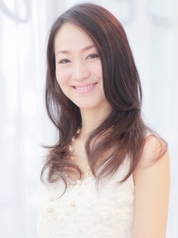 【Le'vie】モテ黒髪×耳かけ大人ヌーディーセミディ☆|Hair Lounge Le'vie