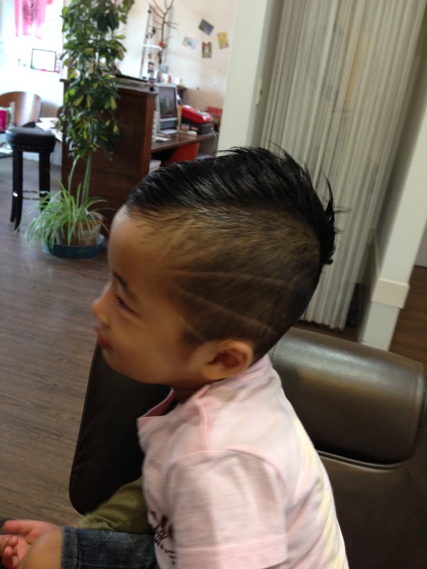 ｵｼｬﾚｷｯｽﾞ|Hair and Relax peas.