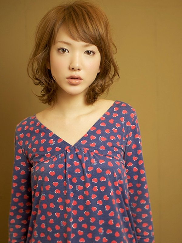 ひし形フォルムで小顔フレンチミディアムカール☆ |BEKKU hair salon