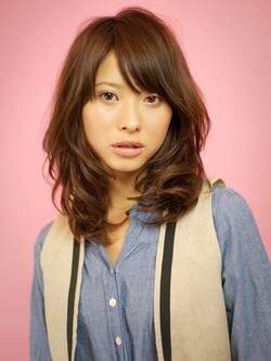 ニュアンスカールドーリーヘア