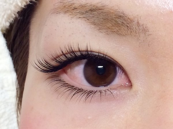 上下のエクステで小顔効果☆|JUICY-LASH