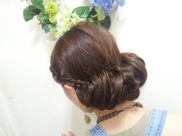 オリジナルアップスタイル|Hair Merry