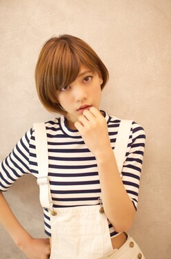 自然な丸みが美シルエットなナチュラルフレンチボブ☆