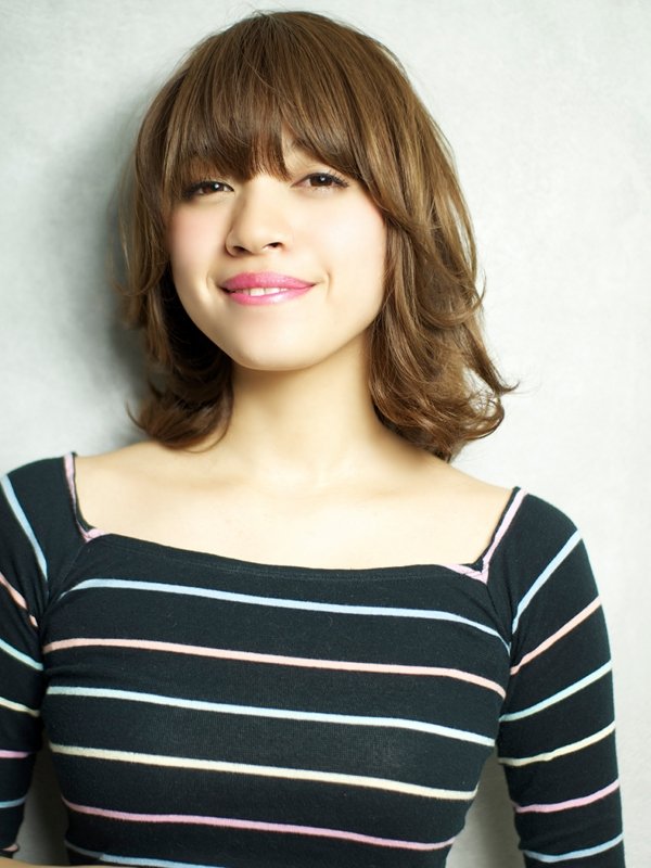 ちょっぴりレトロ♪な無造作外ハネミディアムカール|BEKKU hair salon