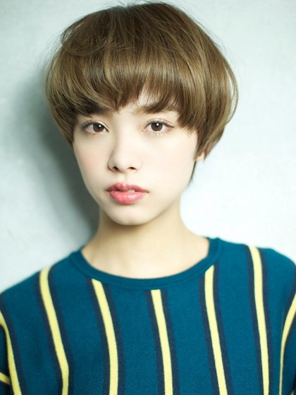 トラッドスタイルと合うフレンチマ二ッシュショート Bekku Hair Salon ベックヘアサロン 東京都 恵比寿 の髪型 ヘアスタイルカタログ ビューティーパーク