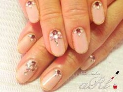 ビジューネイル