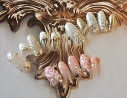 美大卒のネイリストが描く、繊細なアートが魅力