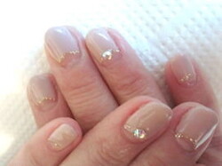 逆フレンチネイル