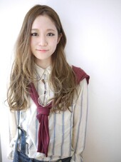 ナチュラルグラデーション×リラックスカール|クレオヘアーインターナショナル／八丁堀店