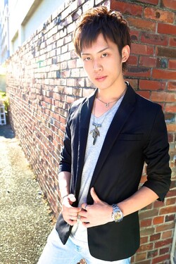 【MENS】2ブロック＋ボディーパーマ ★ MOANA|ＨａｉｒＭａｋｅＭＯＡＮＡ