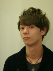 ショートミディアムパーマ|s_trust