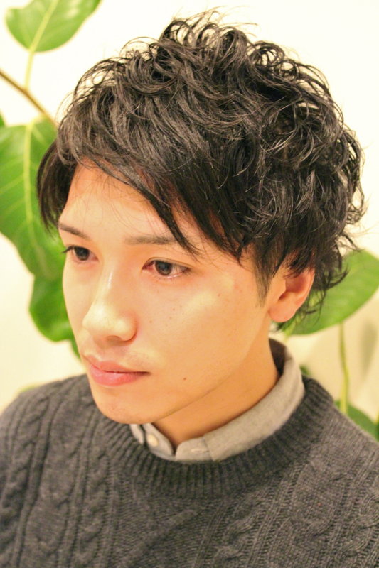 オシャレにイメチェンくせ毛風パーマ|voler