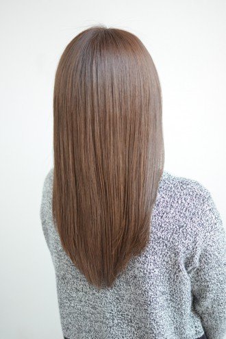 ナチュラルストレートセミロング|BANGS