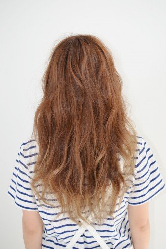   カジュアルなルーズウェーブ|BANGS