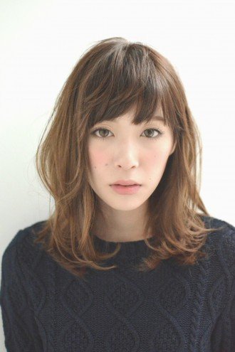 外国人風ふわ揺れミディ|BANGS