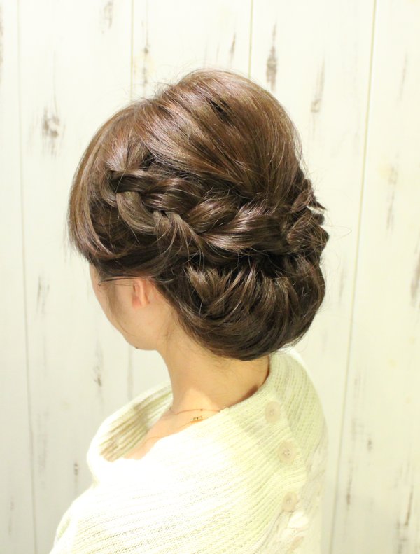 編み込みシニヨン|Ｌｉｎｋｈａｉｒｓｐａｃｅ