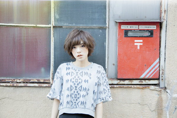 大人の新定番！モードなカラーの大人見えスタイル|kisai BUZZ