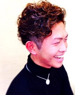 ツーブロックパーマスタイル|WHITE BOX 湖北台店