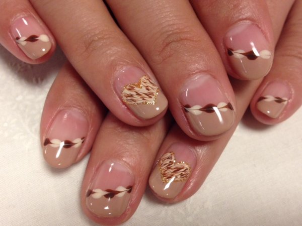 モカベージュフレンチネイル 大阪まつげエクステ ネイルサロンfioretto御堂筋本町店 フィオレット 大阪府 本町 のネイル デザインカタログ ビューティーパーク