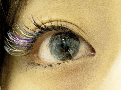 カラーエクステ